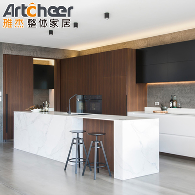 Mua Màu tùy chỉnh sẵn sàng để lắp ráp tủ bếp với đảo trong sơn mài hoặc hoàn thiện sản xuất trực tuyến