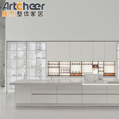 Nấu nướng nhà bếp trong nhà và ngoài trời với tủ lạnh Thiết kế đảo Ý màu trắng