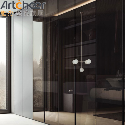 Tùy chỉnh kích thước cửa cửa gỗ phòng ngủ thiết kế tủ quần áo cho thị trường châu Âu trong gỗ