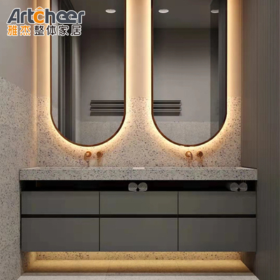 Hình ảnh truyền thống của Hollywood Phong trào phòng tắm cổ với gương